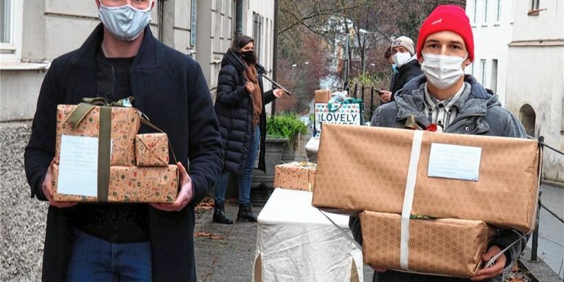 Packen Mit An Albert Schaberl Links Und